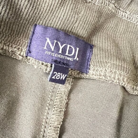 NYDJ Drawstring Cargo Pants Plus Size 28W Stretch   Moss Green Rolled Cuff - Picture 6 of 13